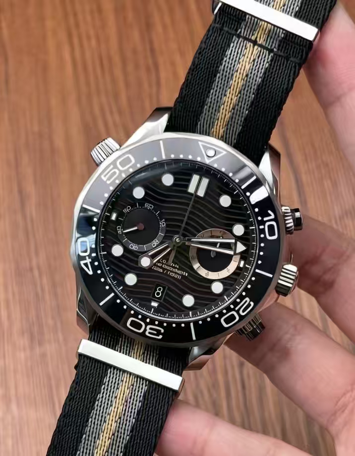 Luxury Watch Dial - 2026년 신제품 고품질 남성용 007 쿼츠