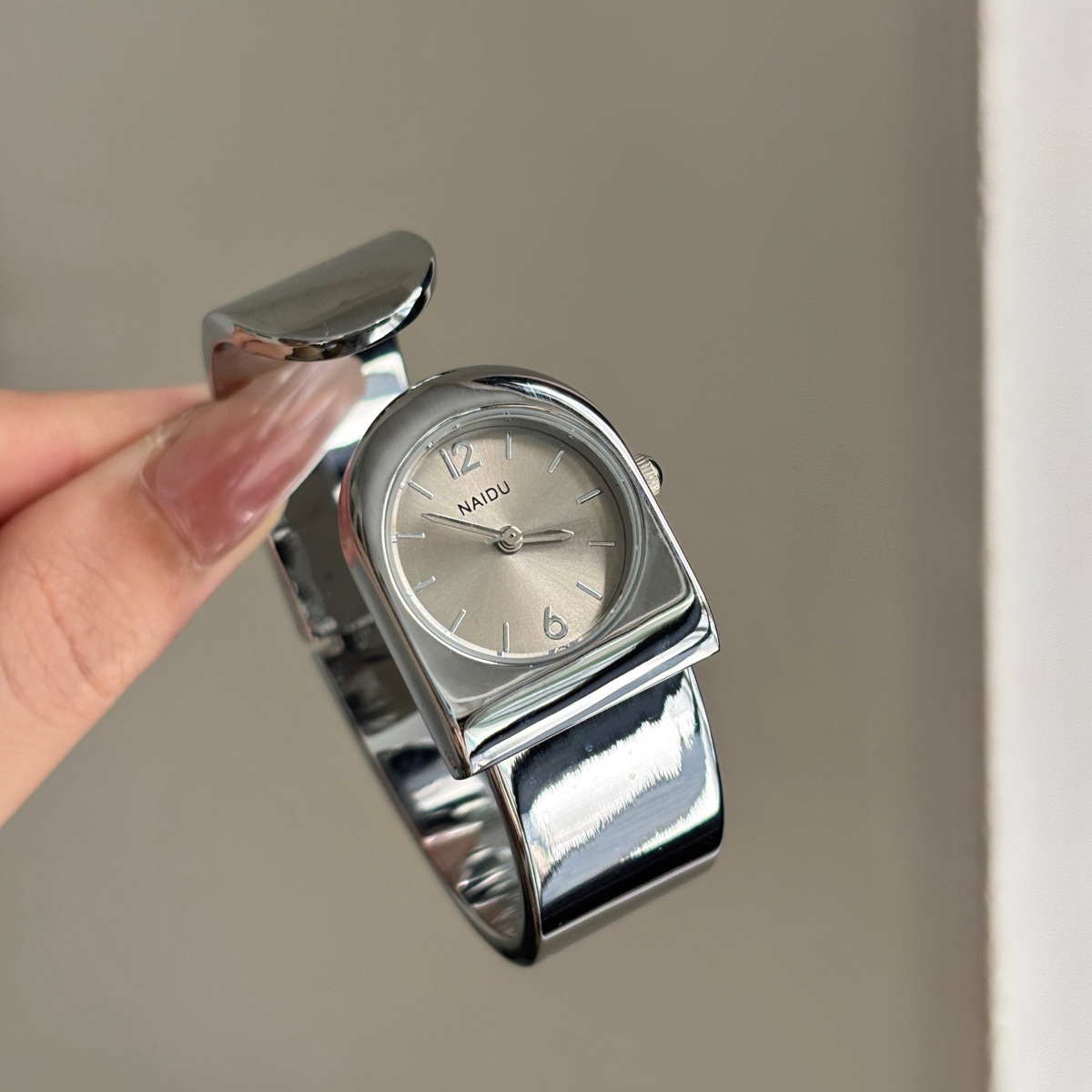 2026 새로운 골드 팔찌 시계 여성용 럭셔리 고급 맞 - Luxury Watch Level 리뷰 및 가격