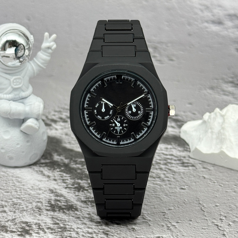 유명 브랜드 가짜 세 눈 다이얼 남성 여성 시계 패션  - Luxury Watch Mockup 리뷰 및 가격
