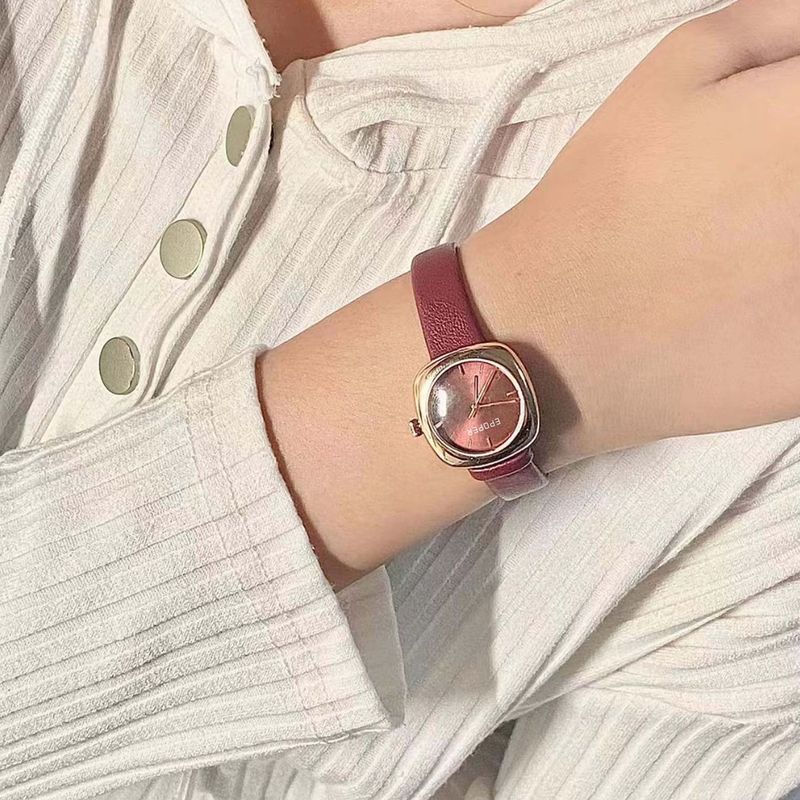 트렌디하고 고급스러운 디자인의 심플 럭셔리 레트로 니치 - Luxury Watch Level 리뷰 및 가격